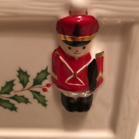 COPY - 🆕🆕🆕LENOX SANTA’S HOLIDAY TOY SHOP COOKIE JAR🆕 - Picture 15 of 16